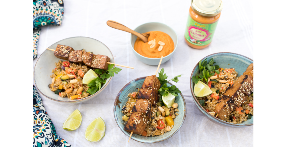 Tofu Satay with Veggie Rice and Peanut Sauce