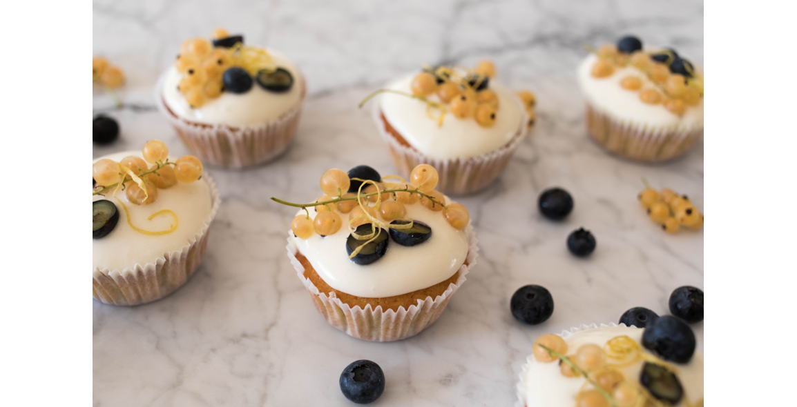 Lemon cupcakes with coconut flour