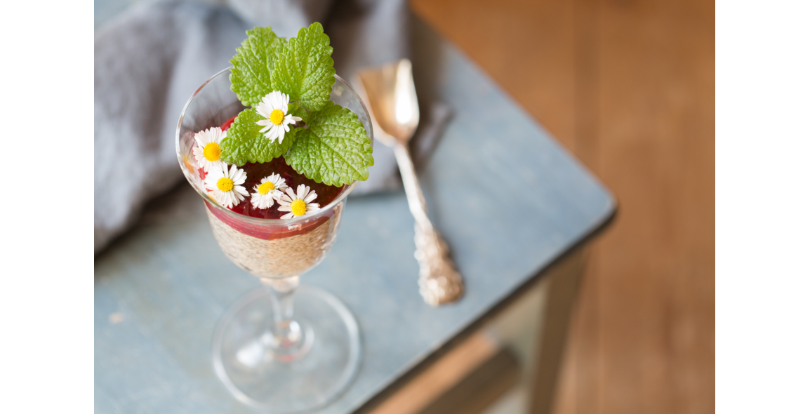 Chia-Parfait with Coconut Yogurt
