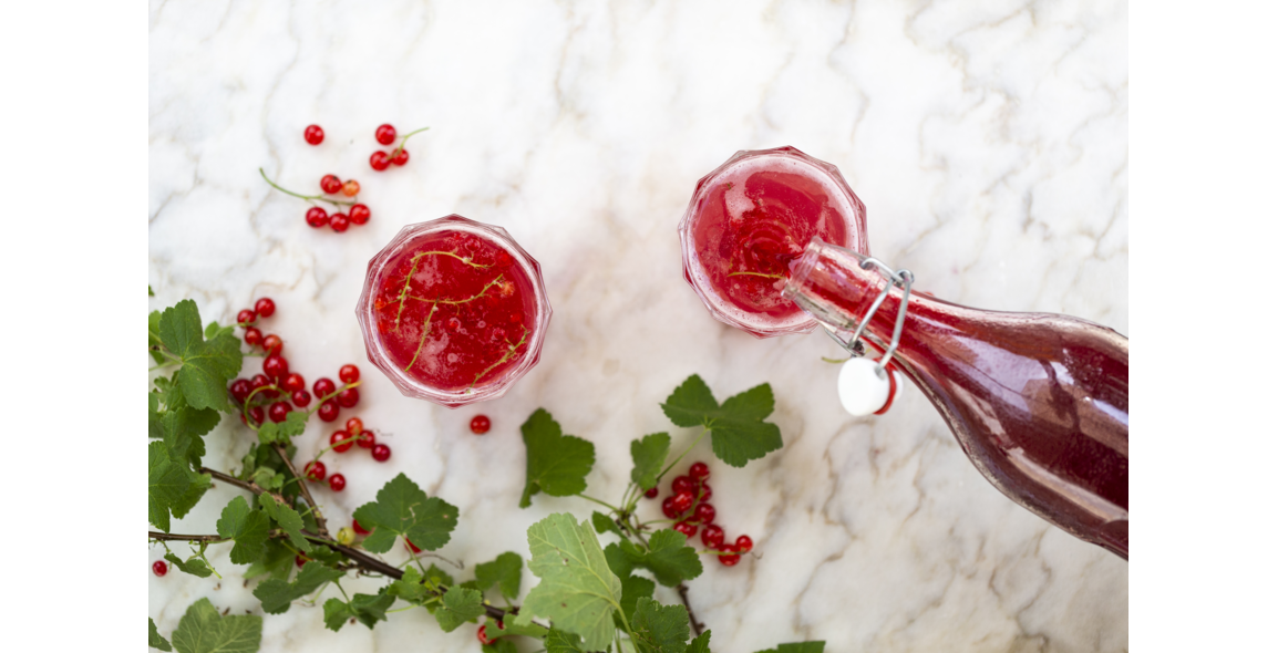 Lemonade syrup made from fresh redcurrants