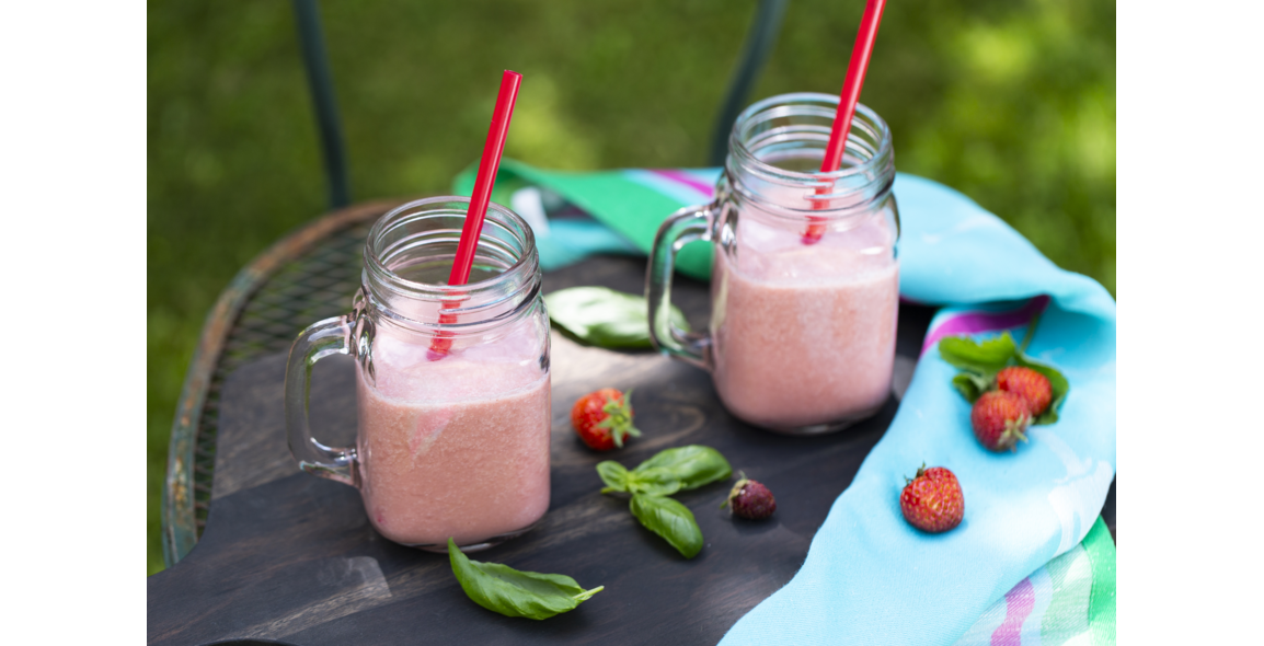Ayurvedic Coconut-Strawberry-Drink