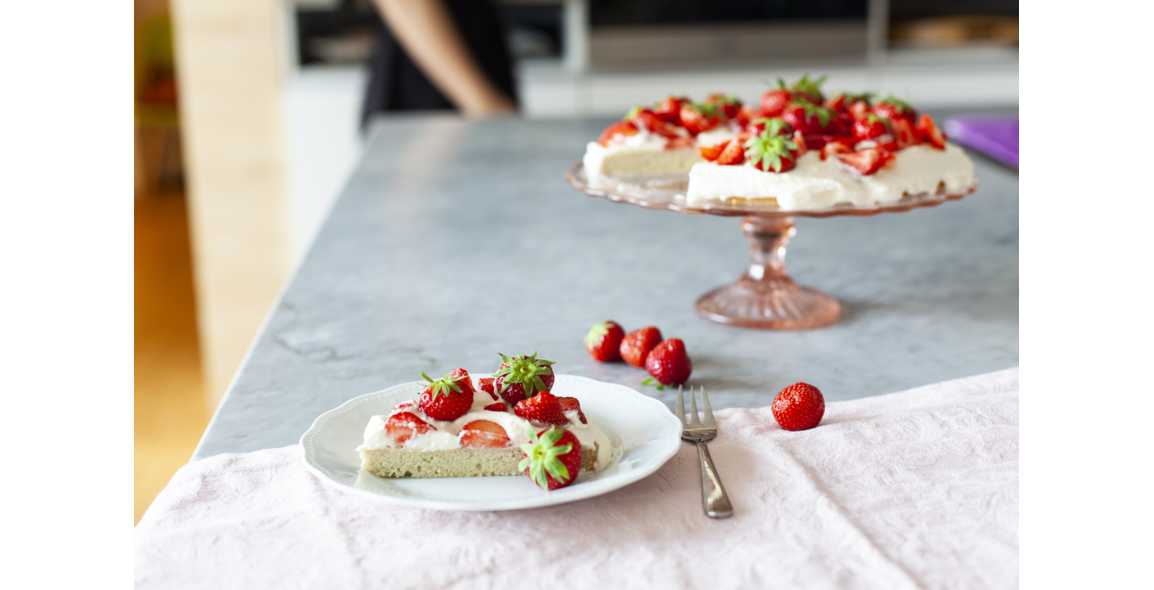 Gluten-free biscuit from coconut flour with strawberry topping