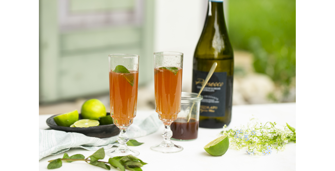 Cocktail with date and lime