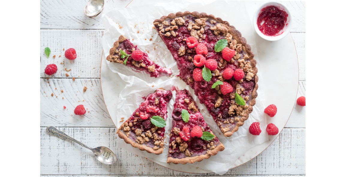 Raspberry crumb cake
