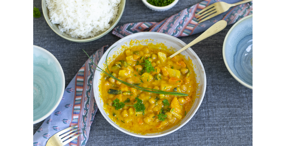 Indian chickpea vegetable stew with jasmine rice