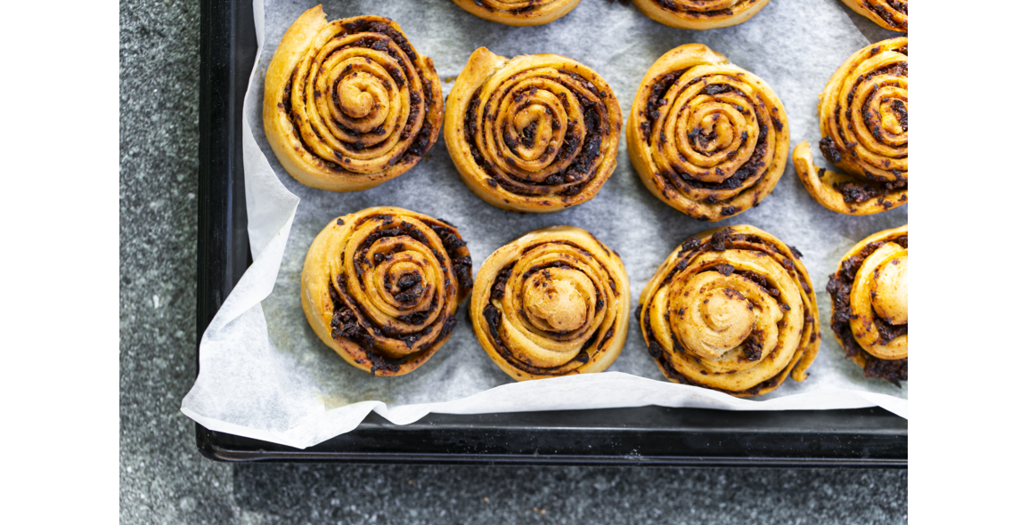 Tomato-pesto-rolls