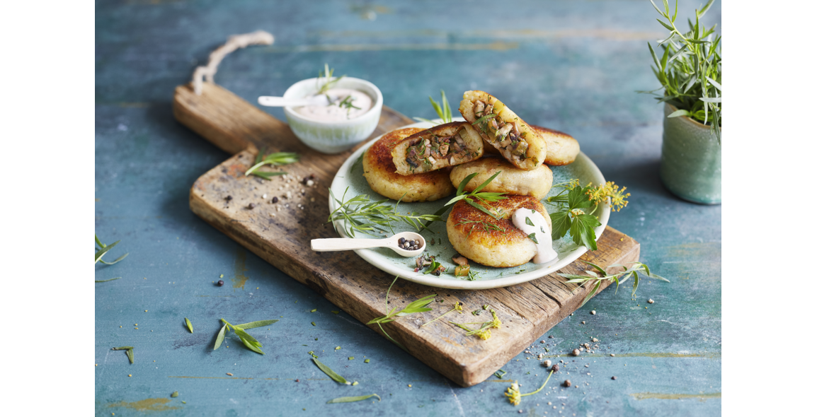 Filled champion potato cakes with tomato and pepper dip