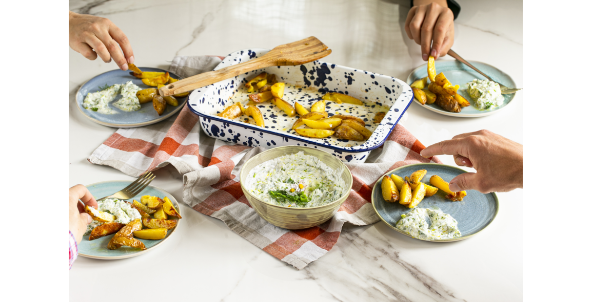Fresh Herb dip with potato wedges