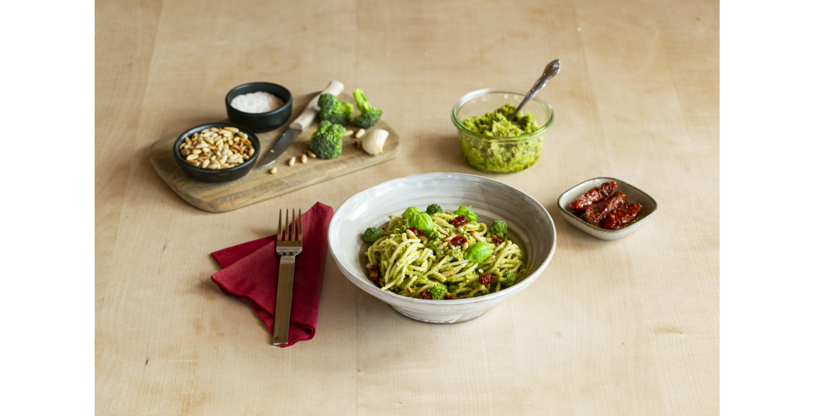 Broccoli pesto with pine nuts