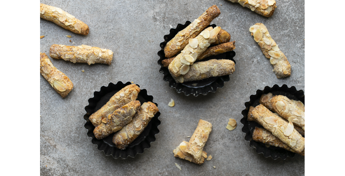 Almond tongues, vegan