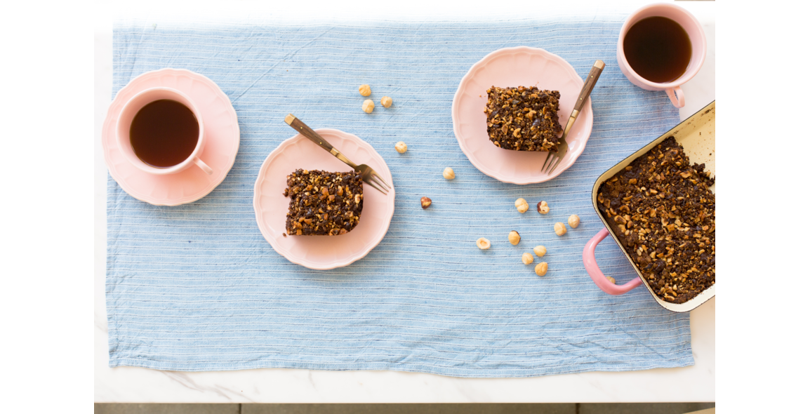 Coffee Crumble Cake with Hazelnuts and Chocolate