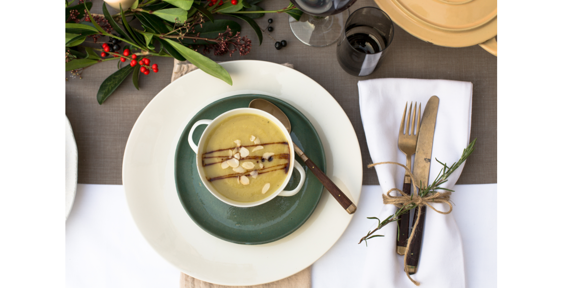Black salsify and parsnip soup