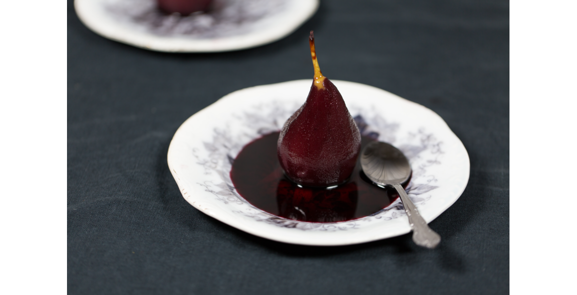 Red wine pears with coconut blossom syrup, cinnamon and vanilla