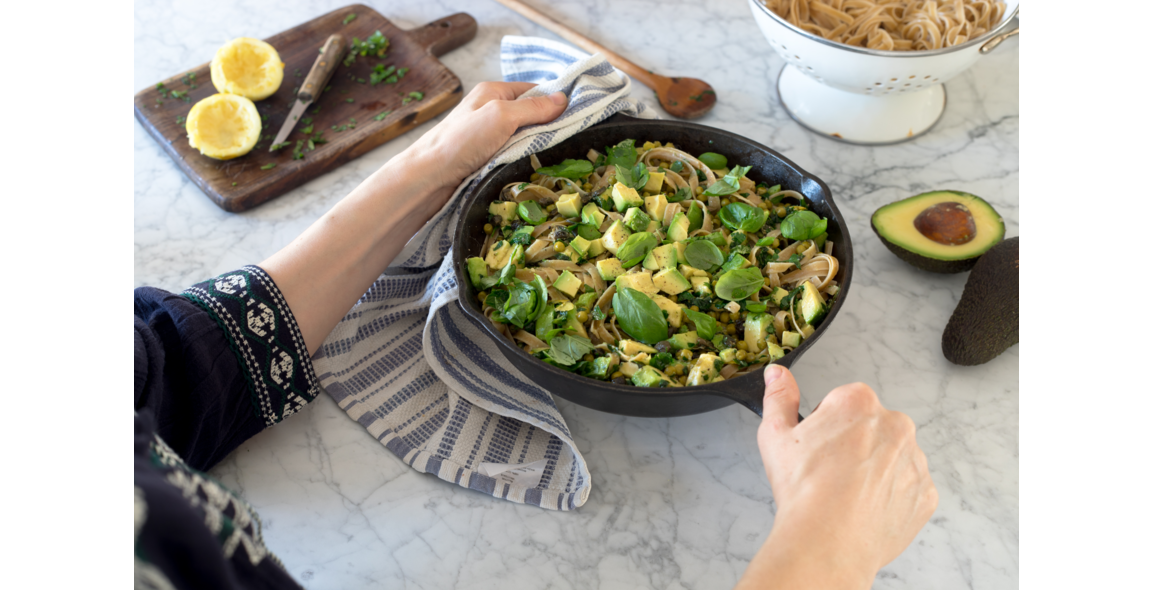Green tagliatelle with avocado, peas and fresh herbs